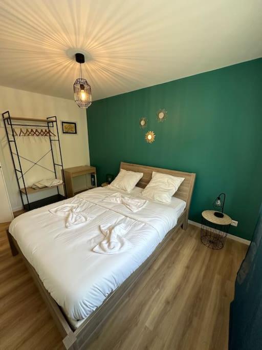 L Appartement Des Parcs Nantais Saint-Herblain Exterior foto
